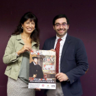 La concejala de Cultura, Ana Redondo junto al director de la Joven Orquesta de Valladolid, Ernesto Monsalve.-ICAL