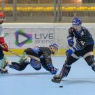 Un jugador del CPLV controla la pastilla ante el Citadella.-D.V.