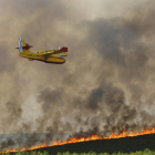 Incendio en la localidad leonesa de Fabero.-EL MUNDO