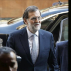 Mariano Rajoy, a su llegada al acto, celebrado en el Casino de Madrid.-EFE / PACO CAMPOS