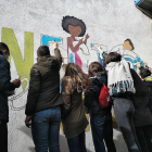 Alumnos del IES ‘Campos y Torozos’ completan el mural por la salud mental.-E.M.