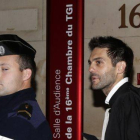 Pierre Darkanian, el abogado de Moreau, a la salida del juicio.-Foto: REUTERS / JACKY NAEGELEN