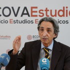 El director de ECOVAEstudios, Juan Carlos de Margarida, presenta el Observatorio Digital de 2022 y perspectivas para 2023. - ICAL