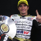 Albert Arenas, en la sala de prensa de Phillip Island (Australia) tras conseguir la victoria en Moto3.-EMILIO PÉREZ DE ROZAS