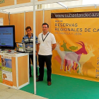 Stand de la Red de Rerservas Regionales de Caza de Castilla y León en la Feria Intercaza de Córdoba-LEONARDO DE LA FUENTE