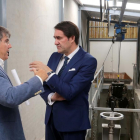 El consejero de Fomento y Medio Ambiente, Juan Carlos Suárez-Quiñones, visita el colector de aguas residuales de Arroyo de la Encomienda (Valladolid).-ICAL