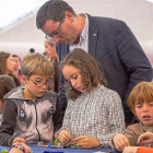 Los padres también participaron en las actividades científicas en la Cúpula del Milenio.-MIGUEL ÁNGEL SANTOS