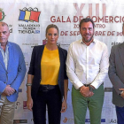 Los organizadores de la XIII Gala de Comercio, ayer, em la presentación.  -ICAL