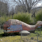 La ballena, el símbolo del parque Juan de Austria.-J.M.LOSTAU