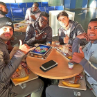 Los jugadores del Lille juegan al parchís en el aeropuerto.-LOSC