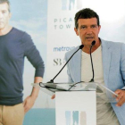 Antonio Banderas, durante su intervencion en la presentación del proyecto inmobiliario Picasso Towers.-EFE / CARLOS DÍAZ