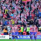 Imagen de la grada de El Molinón en un partido del Sporting-ANDER GILLENEA