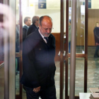El exalcalde de Valladolid, Francisco Javier León de la Riva, a la salida del Juzgado de Instrucción Número 4 tras comparecer por la denominada 'confort letter',-ICAL