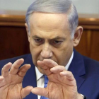 El primer ministro israelì, Binyamin Netanyahu, durante la reunión del Gobierno, el domingo.-Foto: EFE / GALI TIBBON