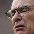 Ranieri se lamenta durante el partido que el Leicester perdió ante el Millwall en la 'Cup'.-TONY O'BRIEN