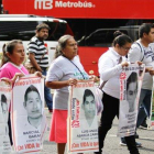 Madres de los 43 estudiantes desaparecidos en México.-EUROPA PRESS
