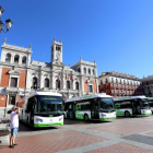 Presentación de los nuevos autobuses híbrido-eléctricos de Auvasa.-ICAL