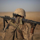 Un marine estadounidense, de regreso a su base en la provincia de Helmand (Afganistán), en el 2011.-AP / DAVID GOLDMAN