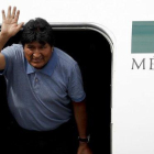 El dimitido presidente de Bolivia, Evo Morales, sorprendió a los mexicanos al conocerse que viajó a Cuba. / EDUARDO VERDUGO (AP-AP / EDUARDO VERDUGO