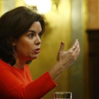La vicepresidenta del Gobierno, Soraya Sáenz de Santamaría.-AGUSTÍN CATALÁN