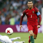 Cristiano Ronaldo, en un duelo ante Chile disputado en Kazán en la pasada Copa Confederaciones.-AP