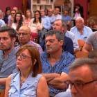 Centenares de alcaldes de la provincia acuden a una reunión informativa organizada por la Diputación.-E. M.