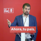 Luis Tudanca, en una imagen de archivo durante una comparecencia ante los medios.-ICAL