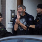 Detienen a miembros de los CDR en Cataluña acusados de planear acciones violentas.-EFE / ENRIC FONTCUBERTA