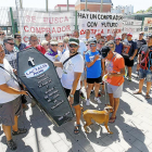 Trabajadores de la planta de Lauki en Valladolid se concentran en protesta por el cierre de la fábrica.-J. M. LOSTAU