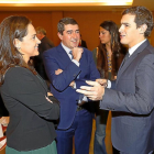 Adriana Ulibarri, Pablo Lago y Albert Rivera-J. M. LOSTAU
