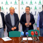 Joaquín A. Pino, José A. Turrado, Donaciano Dujo, y José Luis Marcos, antes de hacer balance del año agrícola  2017.-ICAL