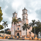 Valladolid , Yucatán, es una ciudad  en el interior de esta península mexicana, que fue fundada en 1527. -E.M