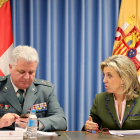 María José Salgueiro preside la Comisión de Asistencia a la Delegada del Gobierno.-ICAL