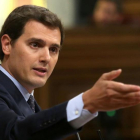 El líder de Cs, Albert Rivera, en el pleno de la moción de censura encabezada por Pedro Sánchez.-/ DAVID CASTRO