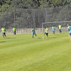 Los jugadores del Valladolid en un entrenamiento del pasado verano en el campo de A Lagoa.-El Mundo
