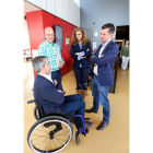 El secretario general del PSOE de Castilla y León, Luis Tudanca, visita las instalaciones de Aspaym junto a su presidente, Ángel de Propios-ICAL