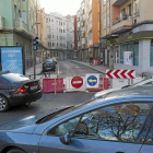 La calle Nicolás Salmeron cortada al tráfico en la primera fase de las obras-J.M.Lostau