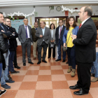 El consejero de Educación, Fernando Rey, en su visita al Colegio Público Félix Cuadrado Lomas.-ICAL