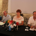 La concejala de Cultura, Patrimonio y Turismo del Ayuntamiento de León, Margarita Torres (C), presenta en el Palacio del Conde Luna las Jornadas Europeas de la Cultura Judía-Ical