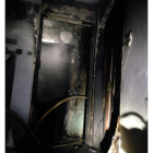 Estado en el que quedó la vivienda incendiada.-BOMBEROS VALLADOLID