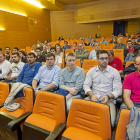 Jugadores y técnicos del Atlético Valladolid acudieron a la asamblea.-Miguel Ángel Santos