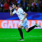 Sergio Escudero celebra su gol al Dinamo de Zagreb.-CRISTINA QUICLER / AFP