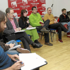 Manuel Saravia, María Sánchez, Alberto Bustos y Alfonso Sánchez durante la asamblea.-J. M. LOSTAU