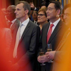 El  embajador Lyu Fan con el ministro de Ciencia, Pedro Duque.-JOSÉ LUIS ROCA
