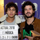 Antón Carreño y Willy Bárcenas, componentes del grupo musical madrileño Taburete.-/ JAVIER LIANO