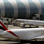 Aviones de la compañía Emirates en el aeropuerto de Dubái, en los Emiratos Árabes Unidos, el 8 de mayo del 201-AP