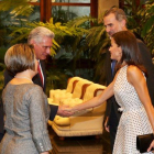 Los reyes de España son recibidos por el presidente de Cuba y su esposa.-EUROPA PRESS