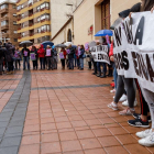 Los alumnos del IES 'Peñalara' del Real Sitio de San Ildefonso realizan una concentración de apoyo a sus compañeras víctimas de una agresión en un viaje de estudios a Lisboa, bajo el lema 'Yo sí te creo'-ICAL