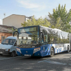 Un autobús en Barrio España, en una imagen de archivo.-Pablo Requejo