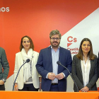 Pilar Vicente, Fran Hervías, Soraya Mayo y Luis Fuentes en la sede de Ciudadanos de Valladolid.-ICAL
